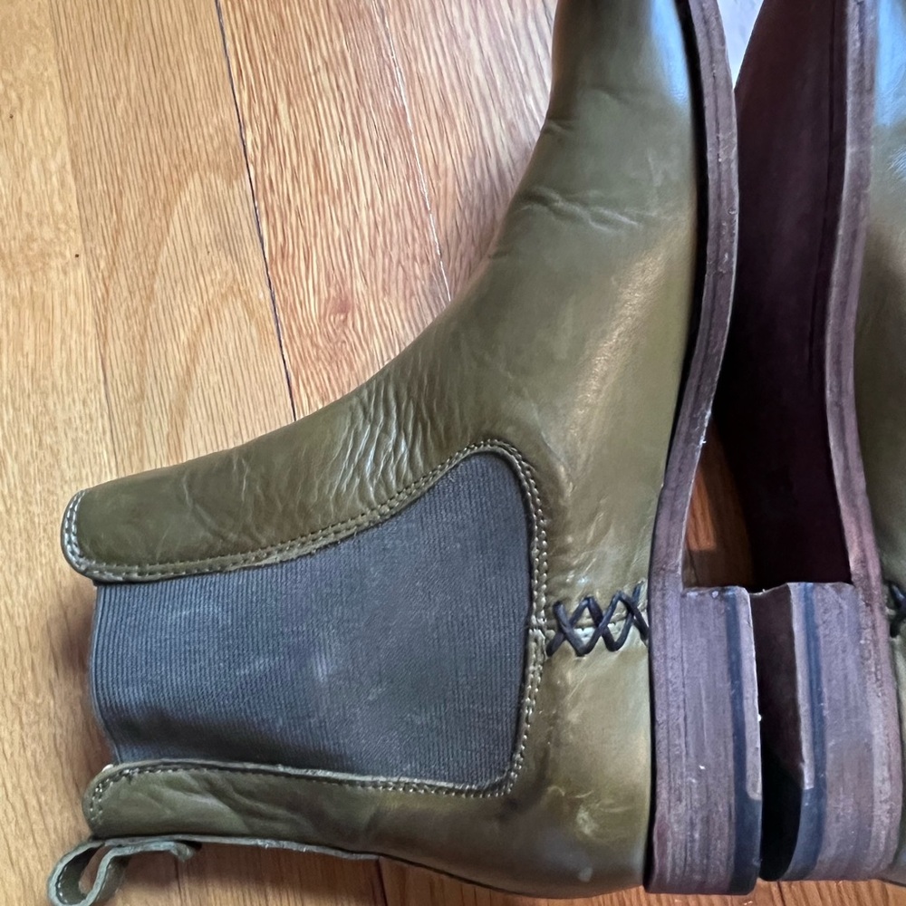 Frye Olive Green Leather Chukka Boots - Picture 11 of 13